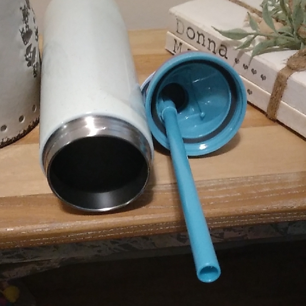 Owala 24 oz. FreeSip Spout Insulated Water Bottle - Picture 8 of 8